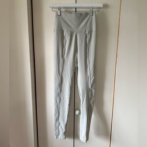 NWT Aerie Offline Light Gray/Green High-Rise Seam Detail Crop Leggings